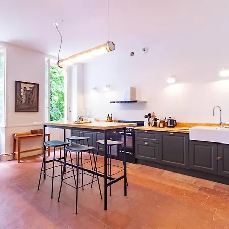 Demeure Bajou - Piscine Privee - Parc Arbore