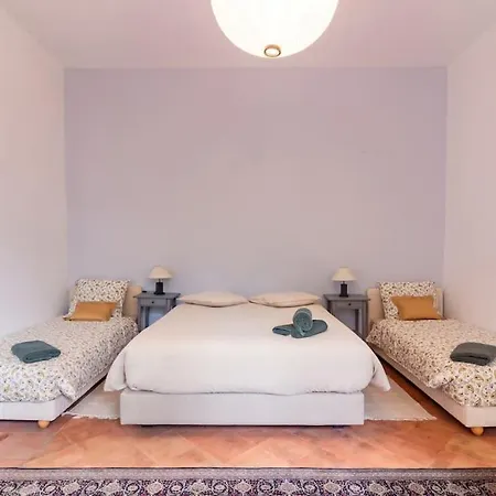 Holiday home Demeure Bajou - Piscine Privee - Parc Arbore