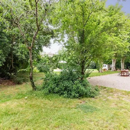 Demeure Bajou - Piscine Privee - Parc Arbore בית נופש Auterive (Haute-Garonne)